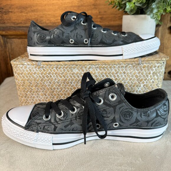 Converse Chuck Taylor All Star Low Top Black Onyx Silver Rose Print – Women’s 9 - Picture 4 of 12